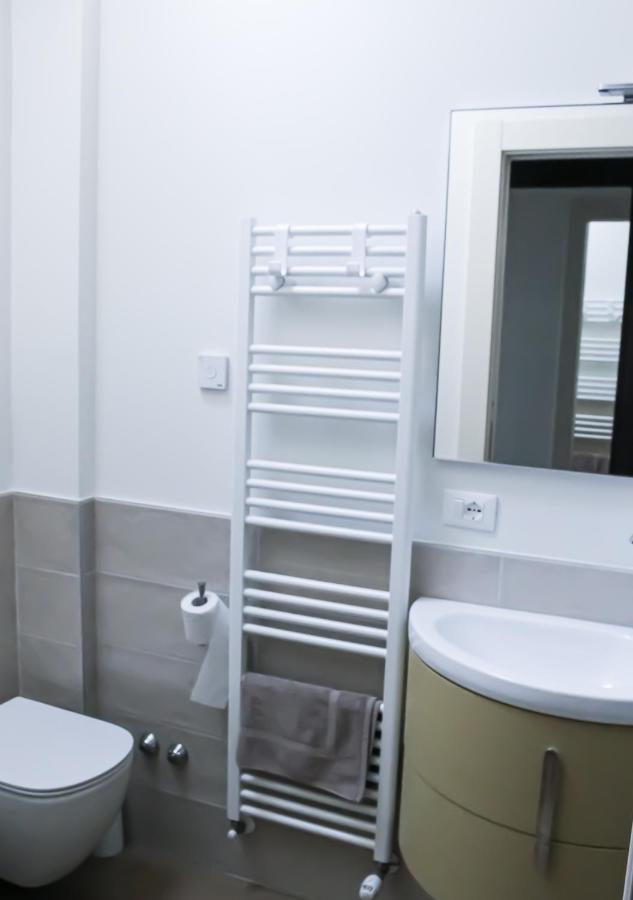 Bmp Apartment Atmosphere 1 Centrale Con Garage Riccione Exterior foto
